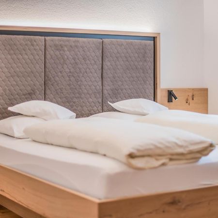 Hotel Sterzinger Moos Buitenkant foto