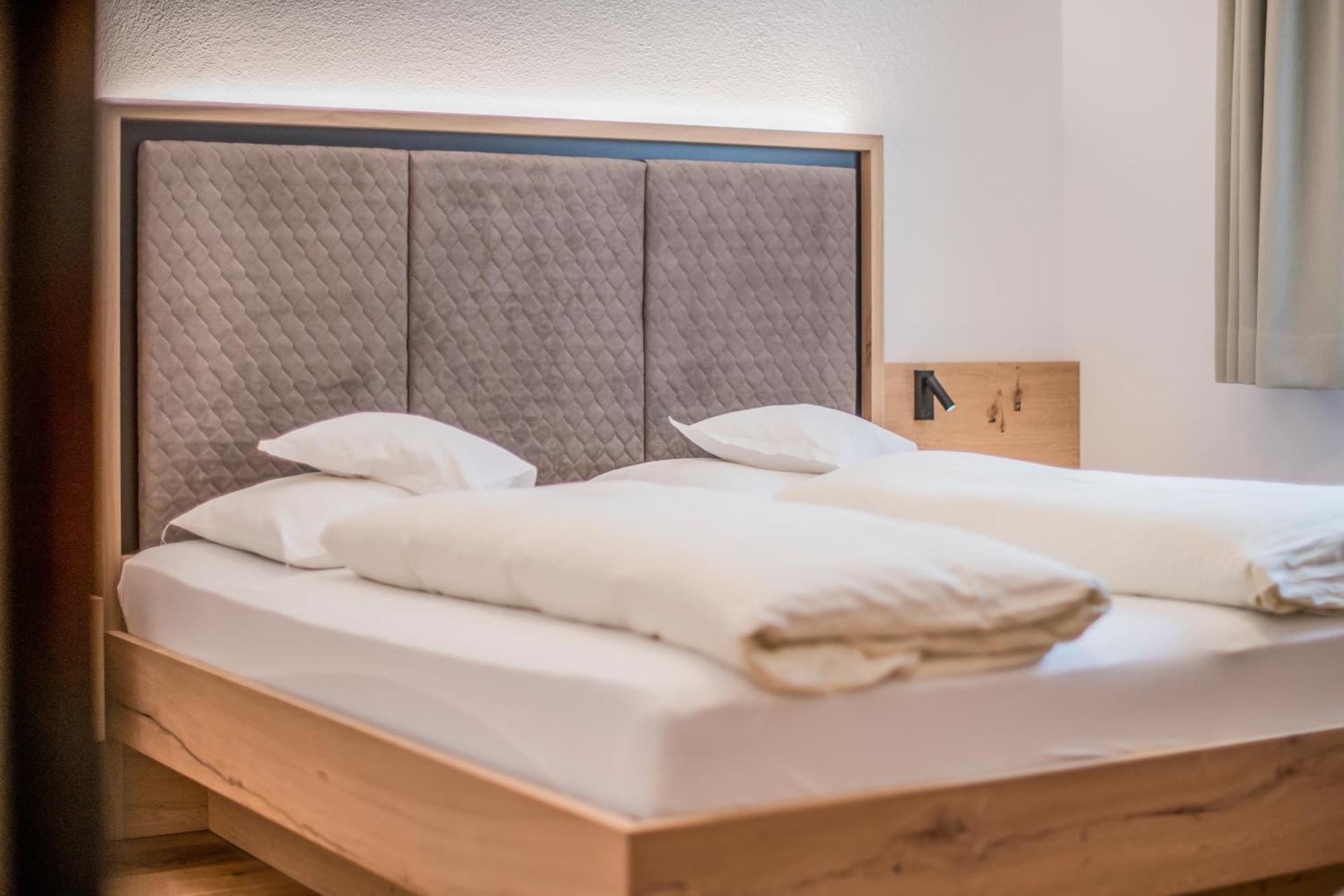 Hotel Sterzinger Moos Buitenkant foto